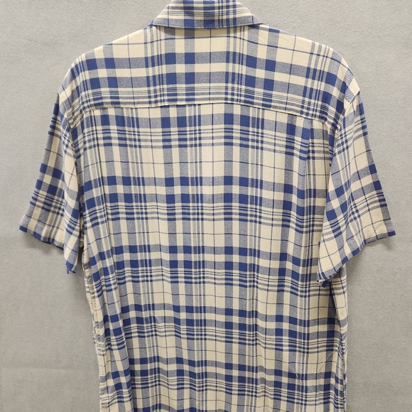 Weatherproof Mens Vintage Navy Peony Button Down Shirt L. Blue Check pattern - Picture 2 of 7